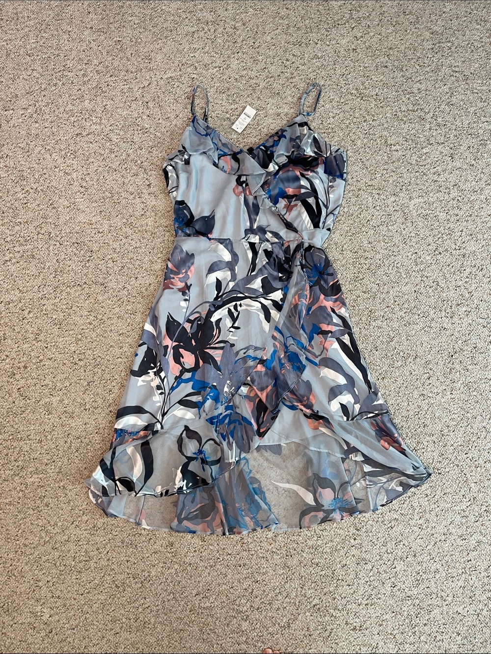 White House Black Market Light Blue Floral Sleeveless Ruffle Wonen’s Midi Dress